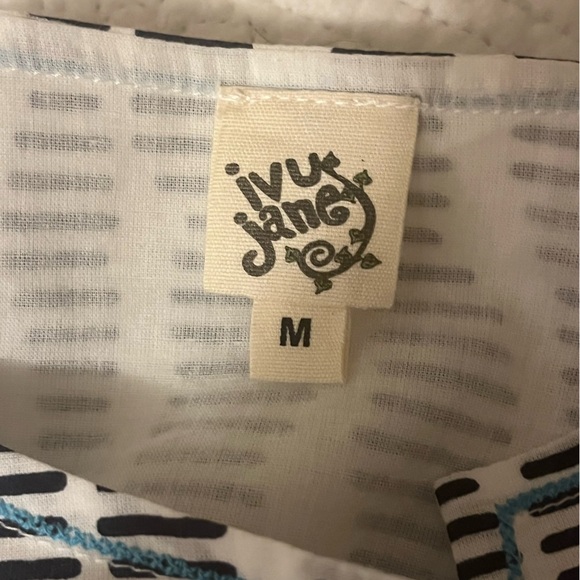 Ivy Jane Boho Mixed Print Navy, White & Turquoises Blouse, size Medium - Picture 5 of 9